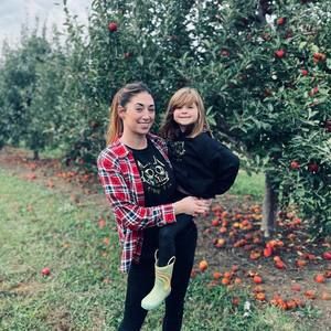 Meet your Posher, Kelley